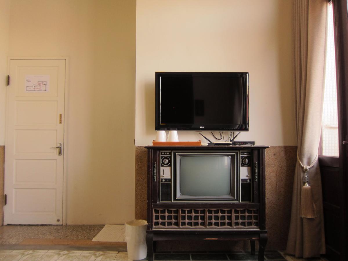 เซินนง 147 Apartment ไถหนาน ภายนอก รูปภาพ